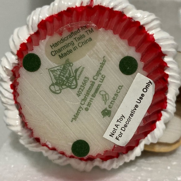 Charming Tails by Enesco, “Merry Christmas Cupcake” Figurine - Picture 8 of 10